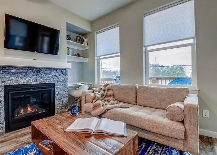 New Tri-Level Home With Ocean View And 3 En-Suite Bedrooms!